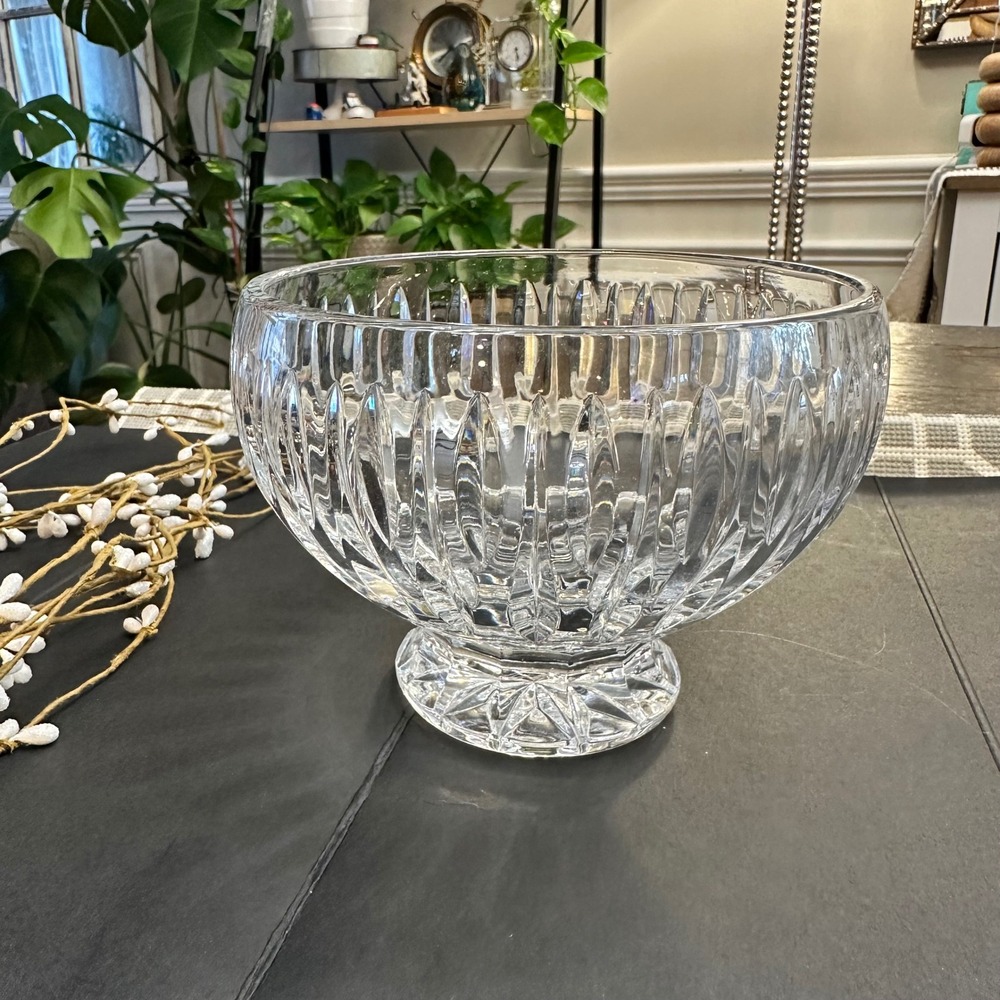 Marquis by Waterford Sheridan Diamond Cut‎ Wedge Crystal Footed Compote Bowl 6"